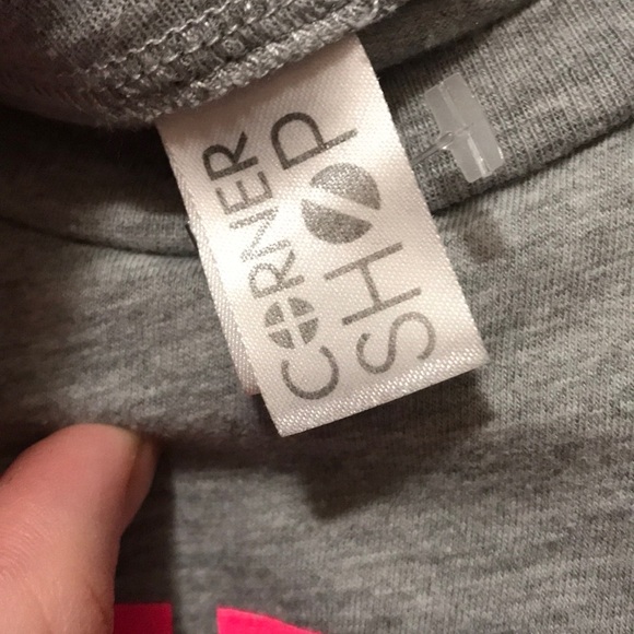 Saved by the Bell Tank - Picture 4 of 6